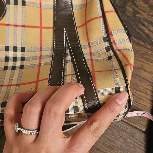 Designer Inspired Purse - Picture 12 of 16